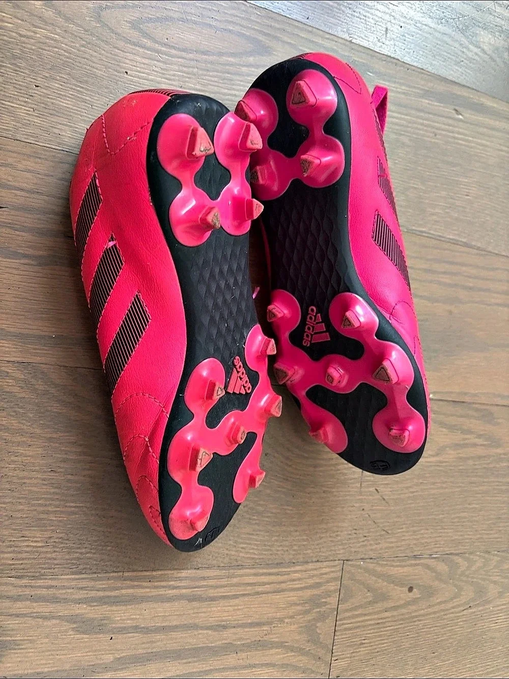 adidas pink black
